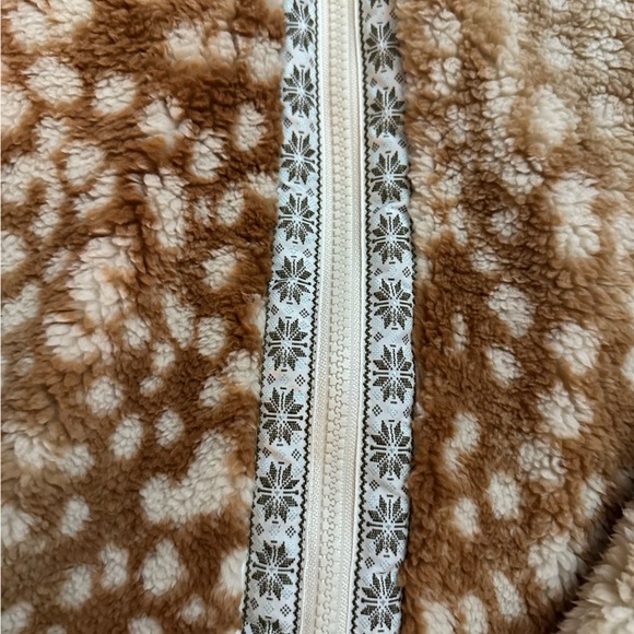 NWOT BDG Mae Printed Piled Fleece Zip-Up Jacket | Large | Color: Fawn Print - Picture 6 of 7